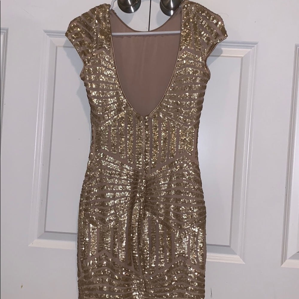 MAKE OFFERS! 💜NORDSTROM formal gold sequin dress - Picture 3 of 5